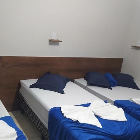 Pousada Quarto Com Frigobar,Ar E Garagem Gratuita Aparecida  Buitenkant foto